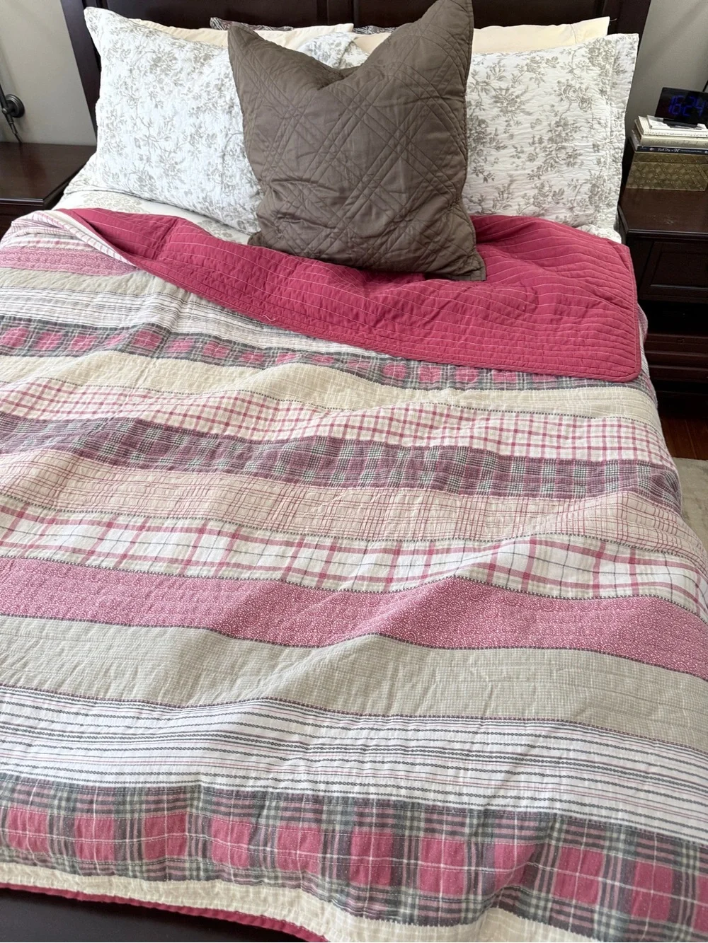 Cozy Cabin Quilt King Size Red Plaid Stripes